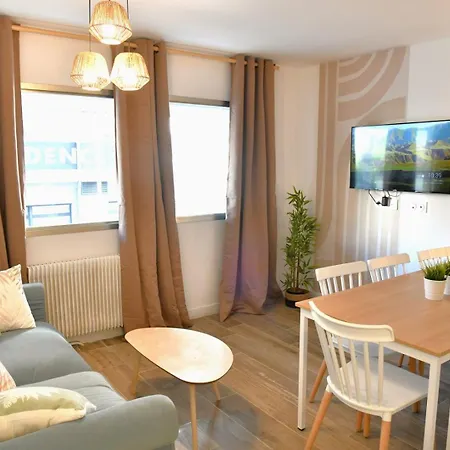 A Quelques Minutes De La Croisette - 8 Pers Appartement